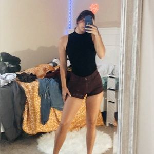 maroon AE shorts